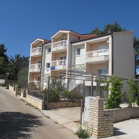 Apartments Mia Stari Grad  Zewnętrze zdjęcie