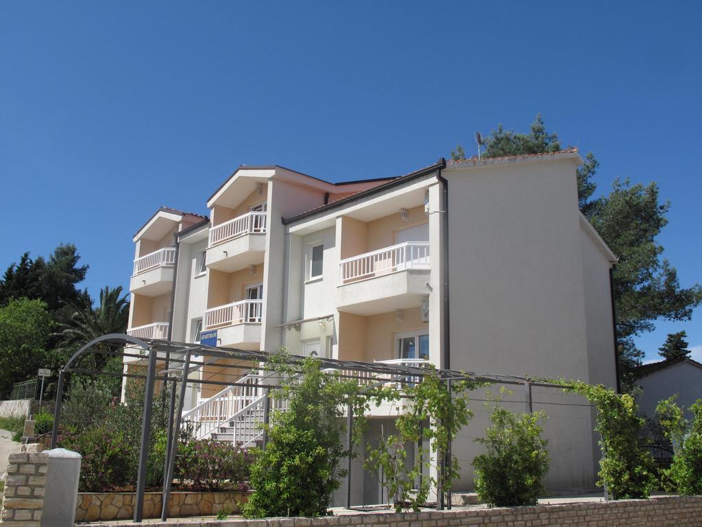 Apartments Mia Stari Grad  Zewnętrze zdjęcie