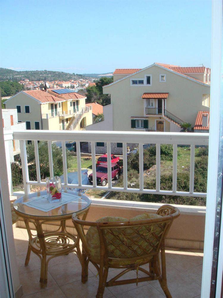 Apartments Mia Stari Grad  Zewnętrze zdjęcie